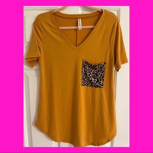 CARAMEL LEOPARD TOP